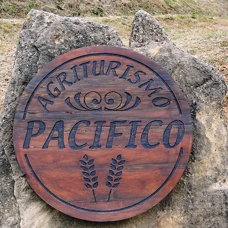 Pacifico Farm stay *